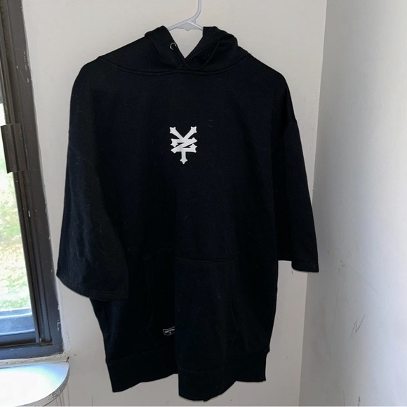 Zoo York Sweater - Picture 2 of 3